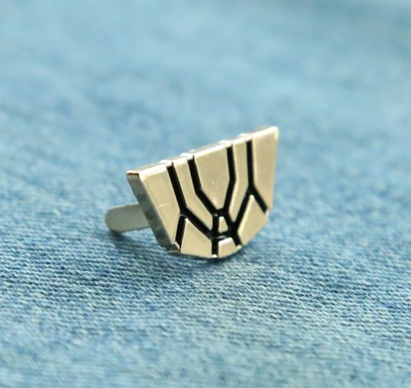 Custom Thick Metal Logo Tag For Handbag