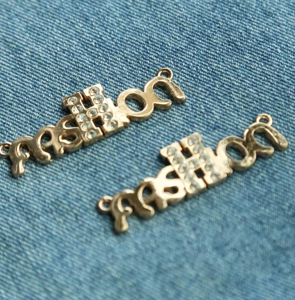 Diamond Metal Logo Tag