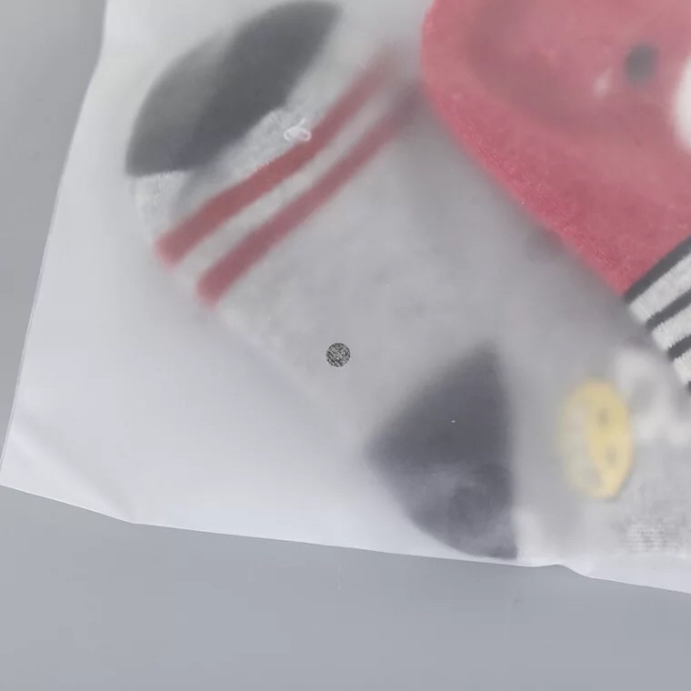 Custom LOGO small quantity PE Clear adhesive zip lock plastic sock packaging bag