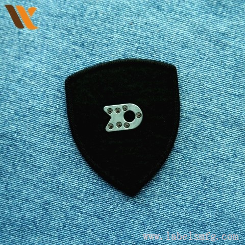 Custom Felt Patch With 3D Silicone Metal Logo Custom Felt Patch With 3D Silicone Metal Logo