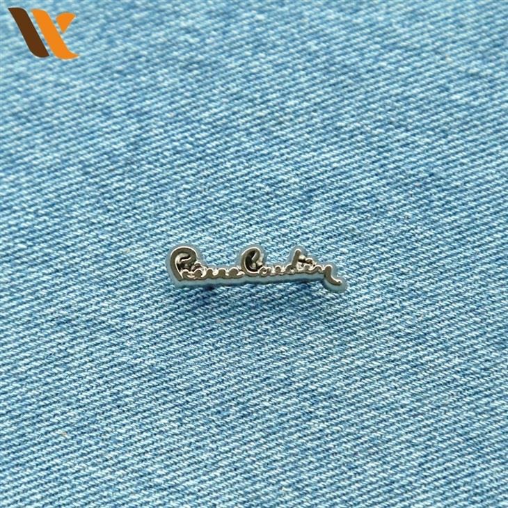 Custom Seawater Resistant Logo Metal Tags 3